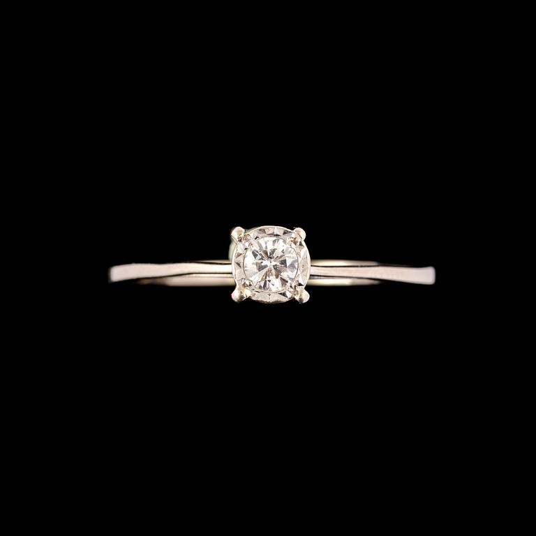 RING, 18k guld med briljantslipad diamant ca 0.10 ct, importstämplad. Vikt ca 0,5 g.