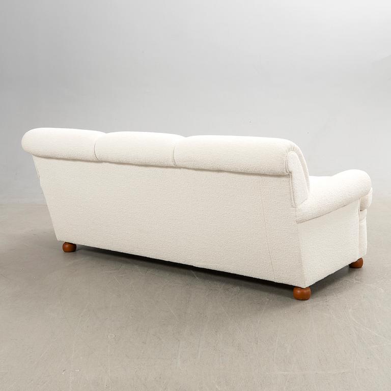 Josef Frank, Sofa, model 703, Svenskt Tenn.