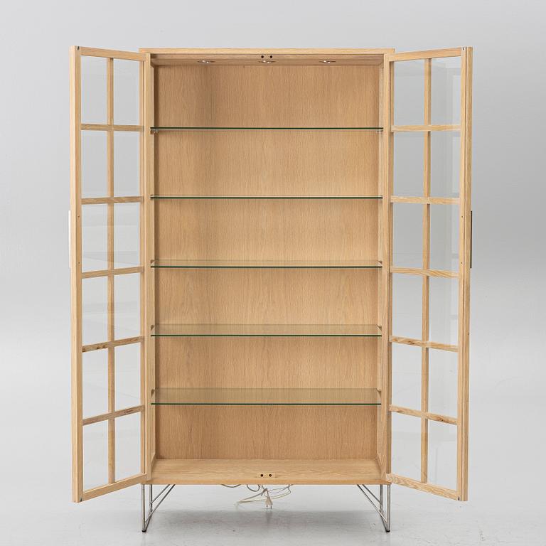 Nissen & Gehl, display cabinet, “AK 2780-2782”, Naver Collection, Denmark.