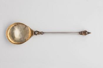 BRÄNNVINSSKED, silver, Baltikum kring sekelskiftet 16/1700.  Längd 21 cm. Vikt 75 g.