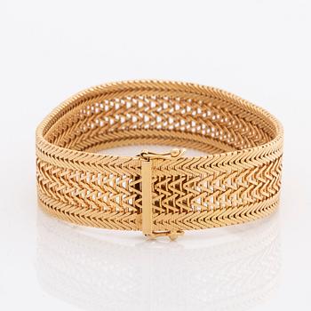 GOLD BRACELET 18K gold, 43,0 g, approx 18 x 1,5 cm.