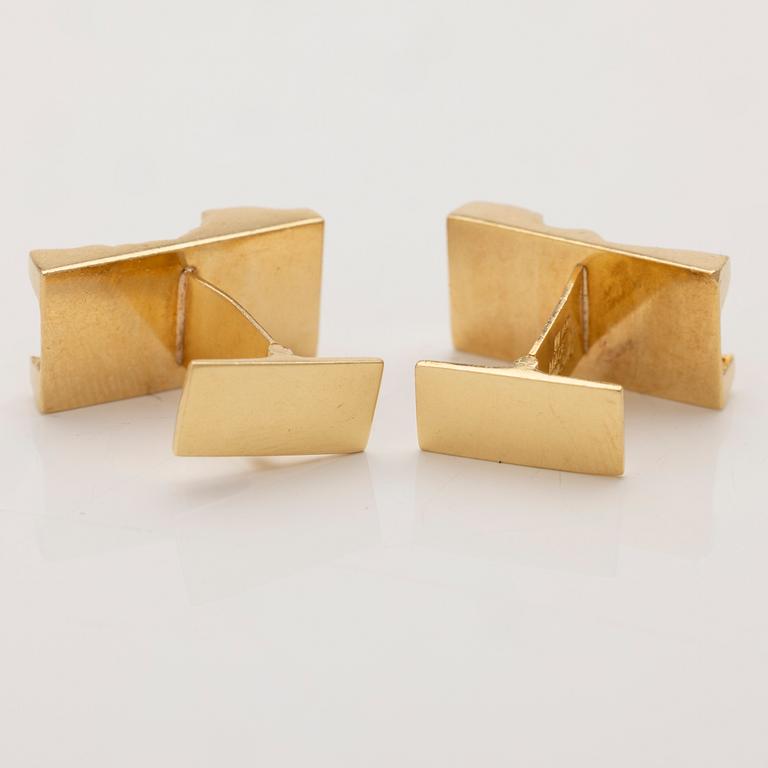 Björn Weckström, Cufflinks “Guldrya”, 18K gold, Lapponia.