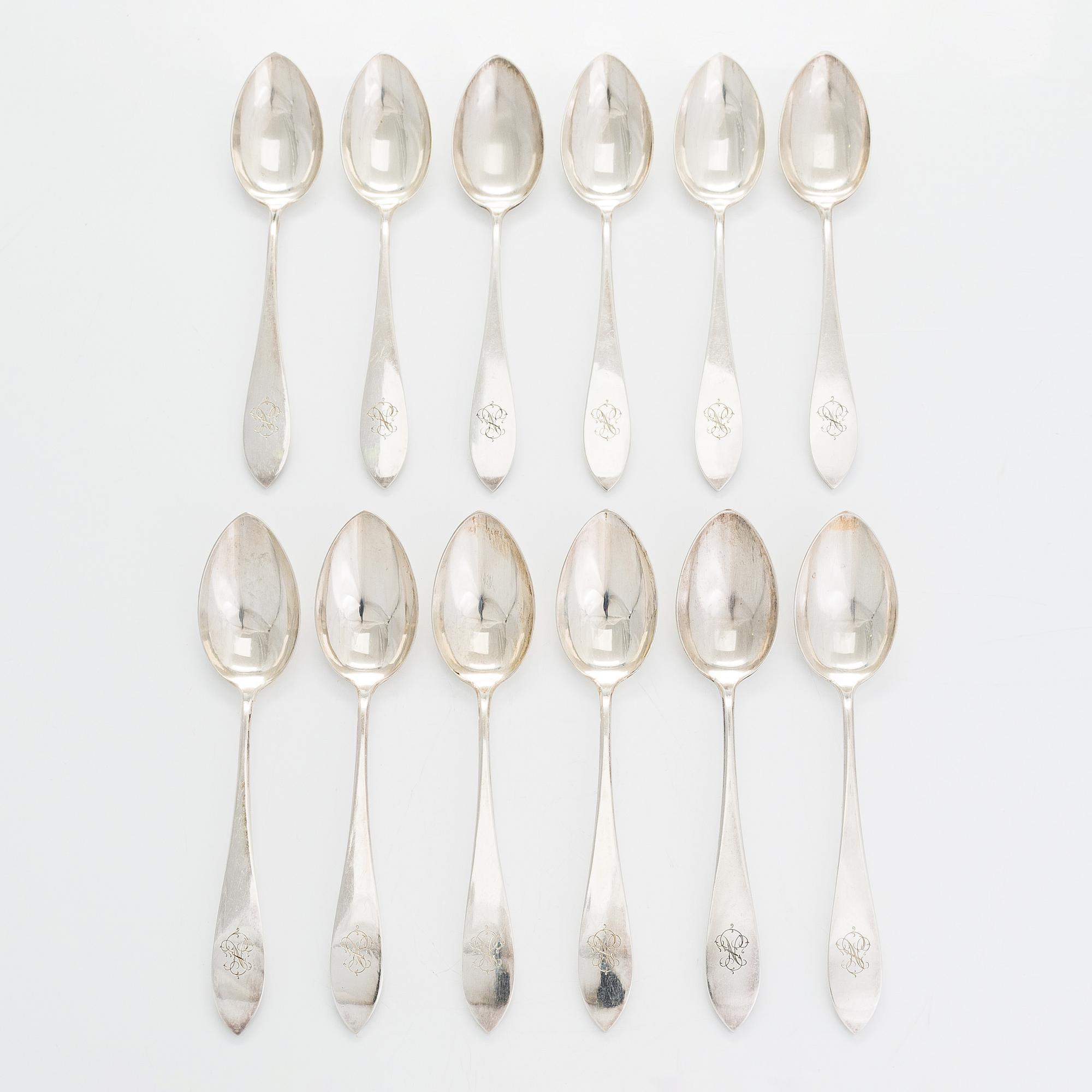 Bestickuppsättning för 12, totalt 108 delar, silver, Warszawa, Polen 1931-1963.