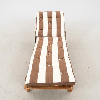 Elsa Stackelberg, a pine sunbed, Fri Form, second half of the 20th Century.