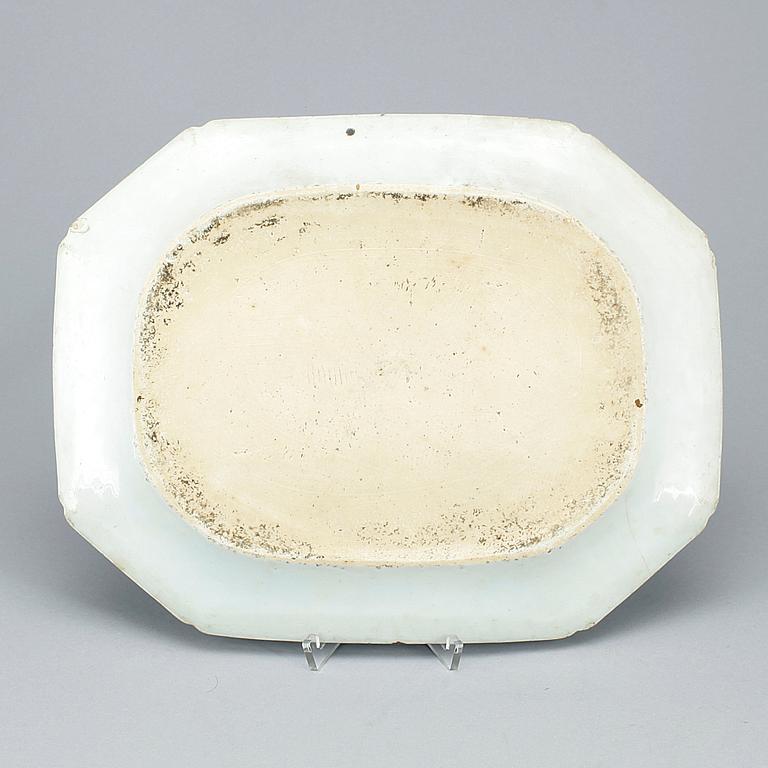 STEKFAT, porslin, Kina, Qing dynastin, Qianlong (1736-1795).