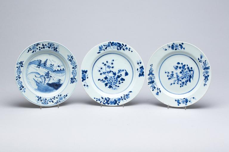 TALLRIKAR,3 st, porslin, Kina, Qianlong 1736-95).