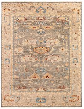 Carpet, Mamluk Design, ca 308 x 235 cm.
