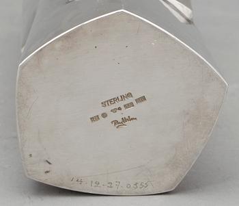 VAS, sterlingsilver, Ray Urban, Stockholm, 1985. Vikt ca 485 cm.