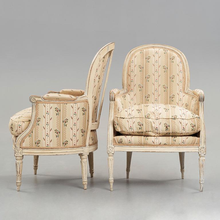 Two matched Louis XVI late 18th century bergeres. One by Antoine Gailliard (master in Paris 1781).