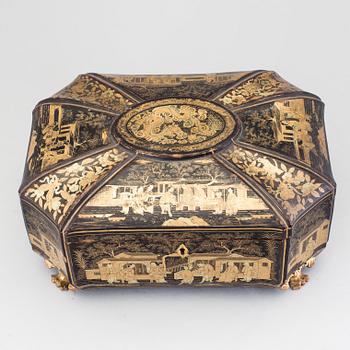 A CHINESE BLACK LACQUER BOX, 19th century.
