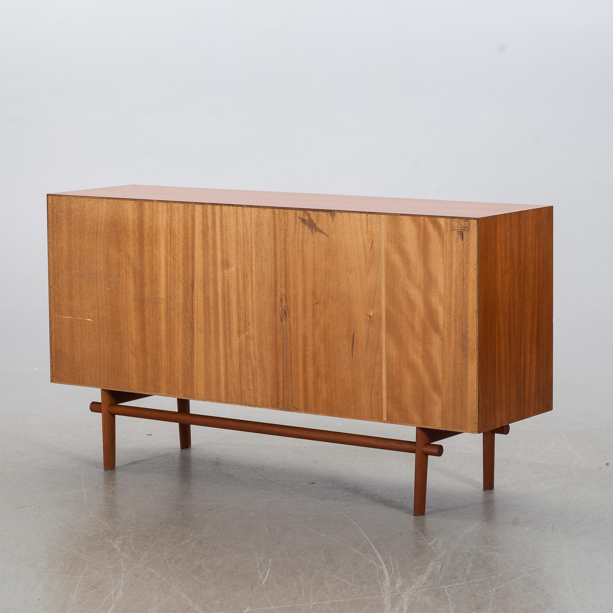 TOVE & EDVARD KINDT-LARSEN, AB Seffle furniture, sideboard, teak, 1950's.