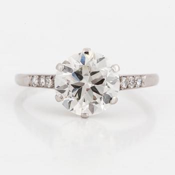 A circa 2 ct diamond ring.