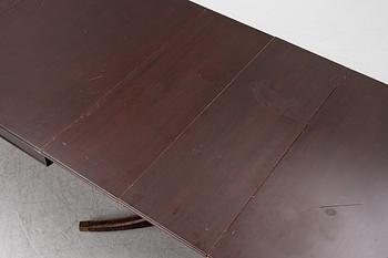 Matsalsbord,  Engelsk stil, tidigt 1900-tal.