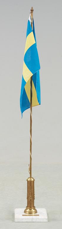 FLAGGA, silver samt marmor, Jonssons Guld, Stockholm 1954.