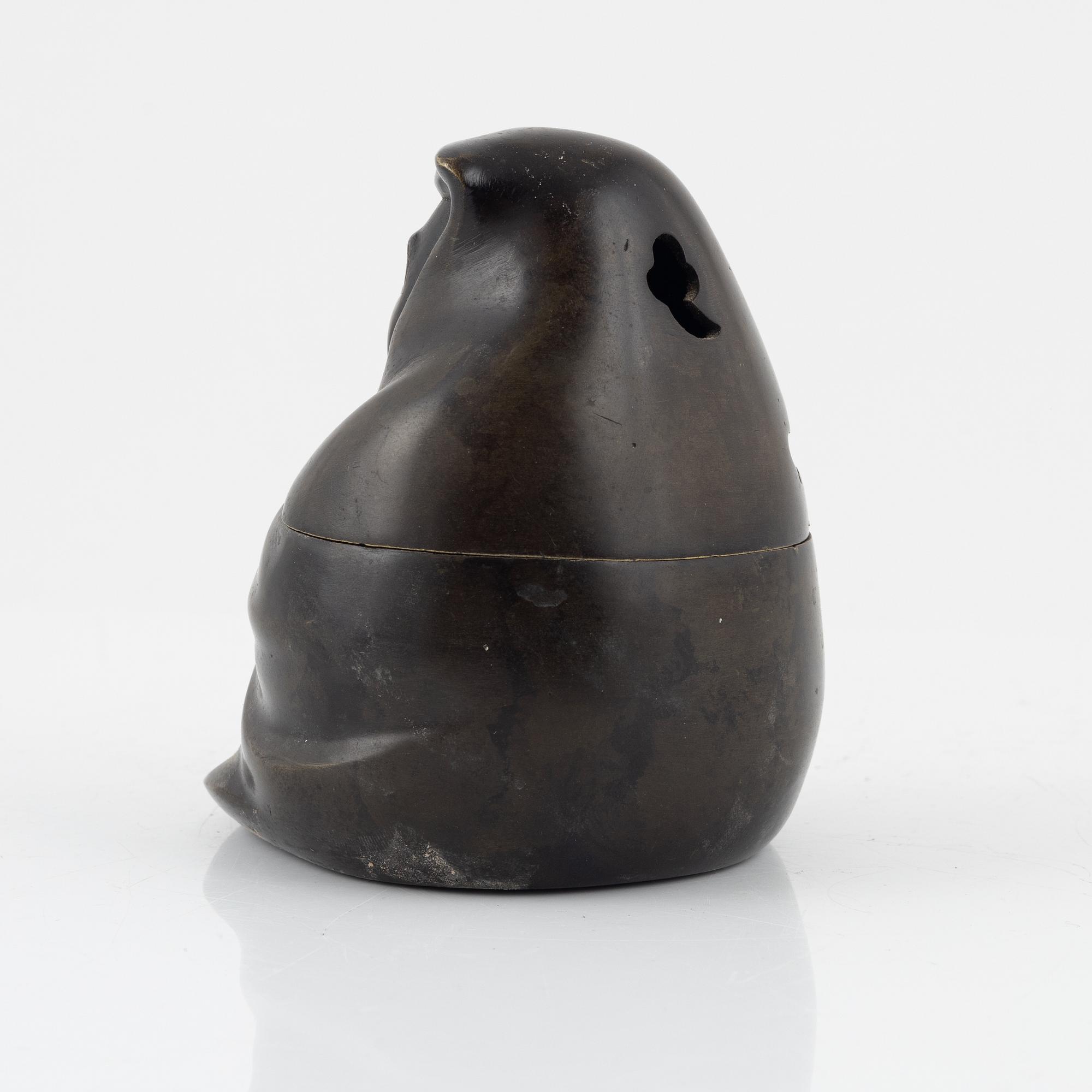 A Japanese bronze censer with cover, 20th Century.