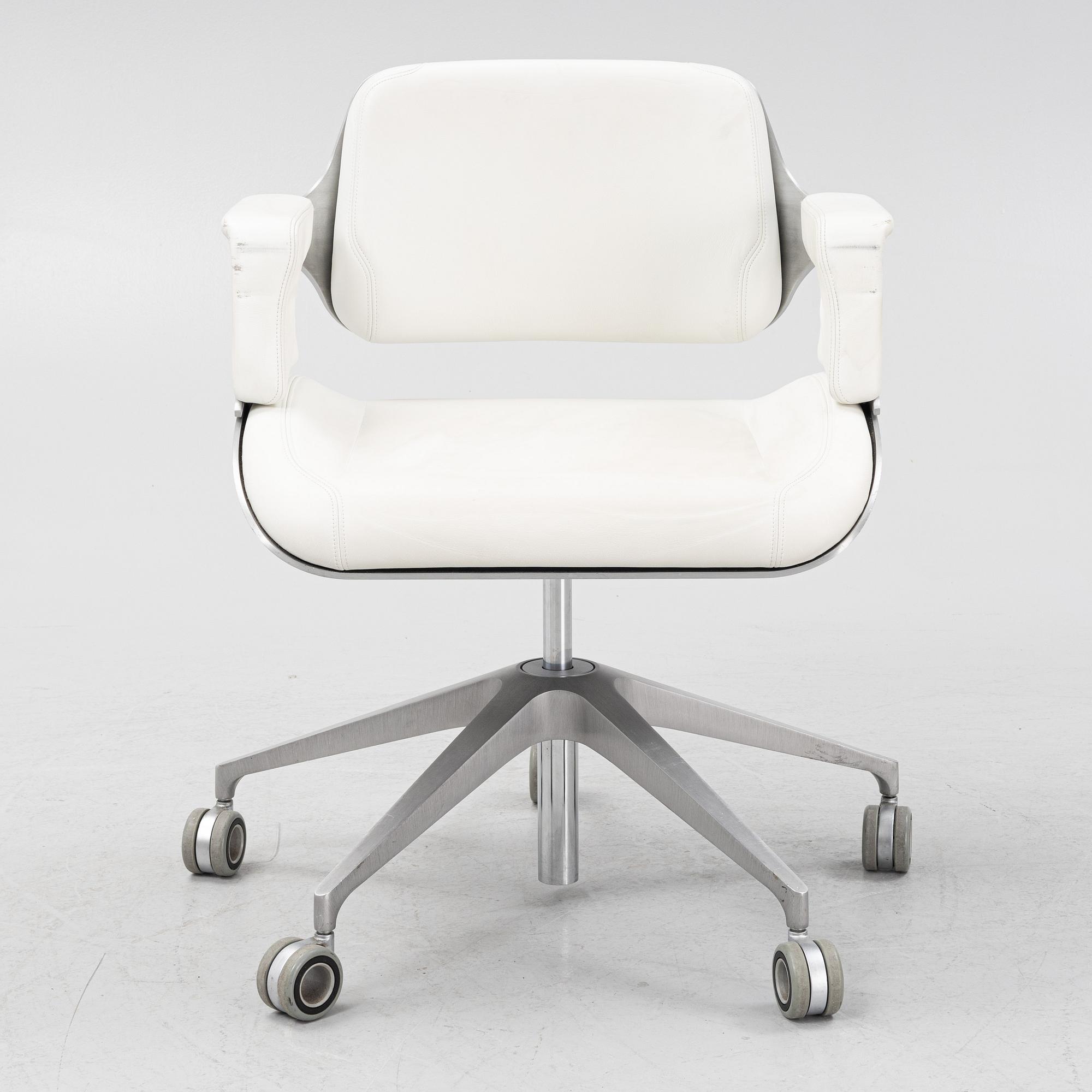 Hadi Teherani, a 'Silver 162S' desk chair, Interstuhl, Germany.