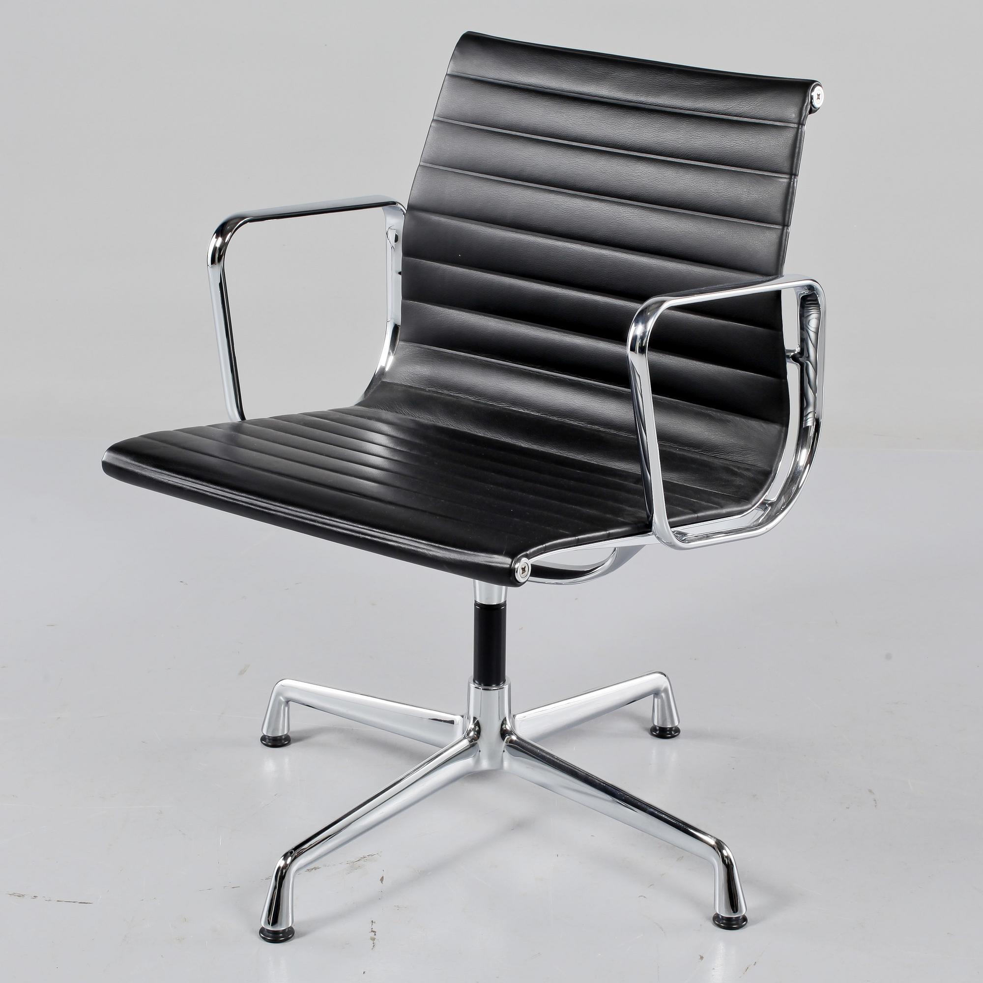 KARMSTOL, "Auminium Group, EA 108", Charles & Ray Eames, Vitra, 2000-tal.