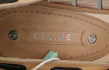 SKOR, Céline.