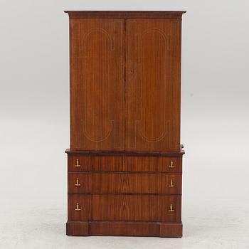 Axel Bäck, skåp, Eksjö, signerat och daterat 1950.