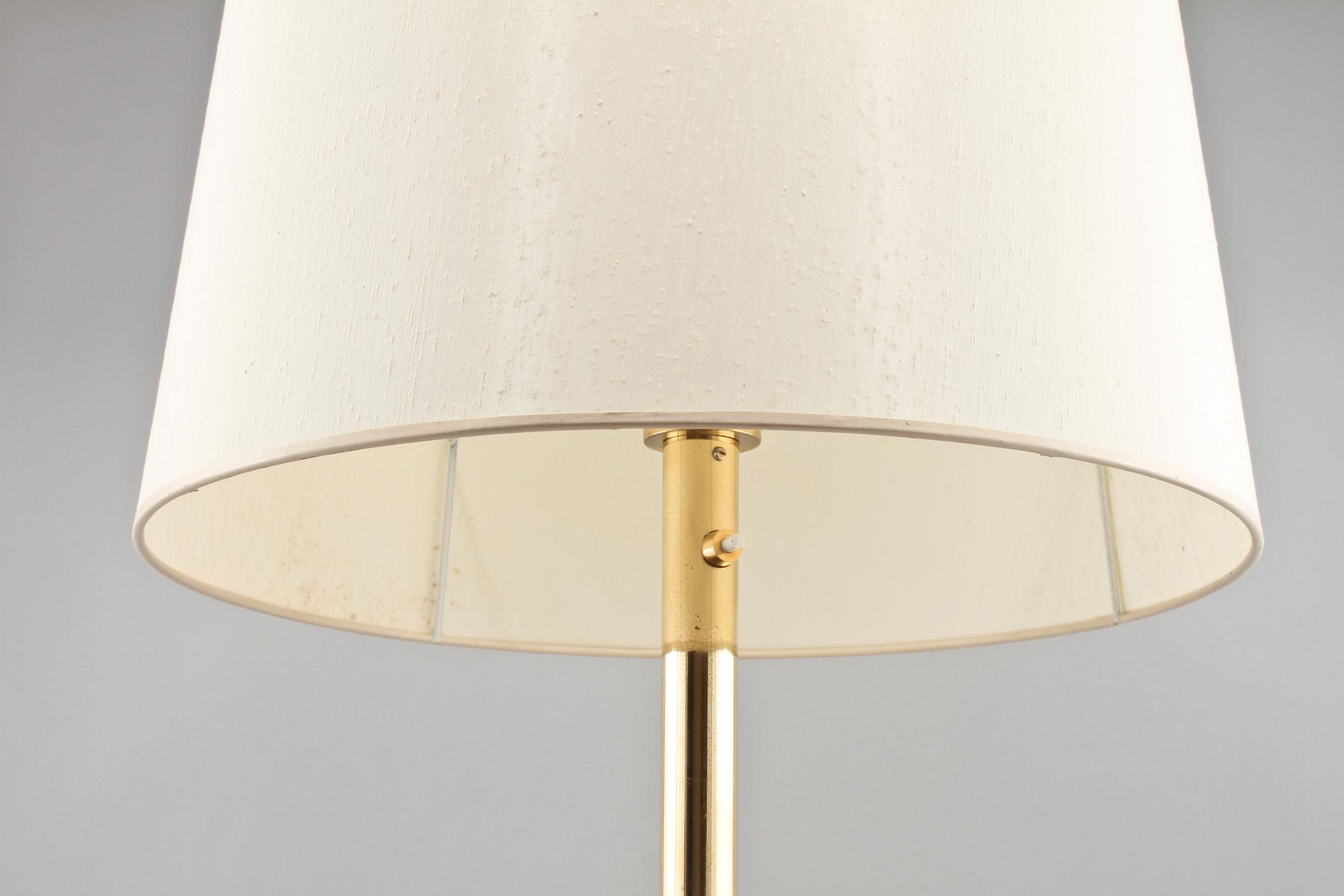 BORDSLAMPA, Ateljé lyktan, Åhus, 1900-talets andra hälft.