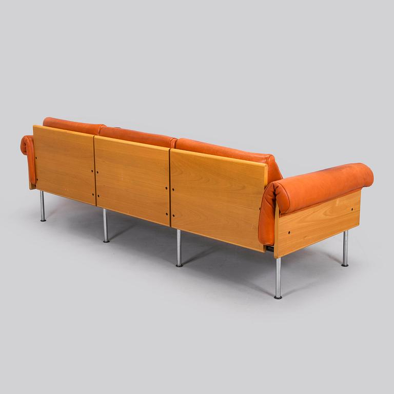 Yrjö Kukkapuro, sohva, "Ateljee", tilaustyö, Haimi, 1970-luvun loppu.