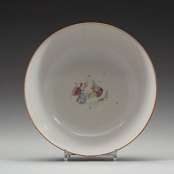 BÅLSKÅL, kompaniporslin. Qingdynastin, Qianlong (1736-95).