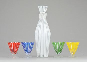 GLASSERVIS, 5 delar, glas, "Strikt", Bengt Orup, Johansfors, Formgiven 1952.