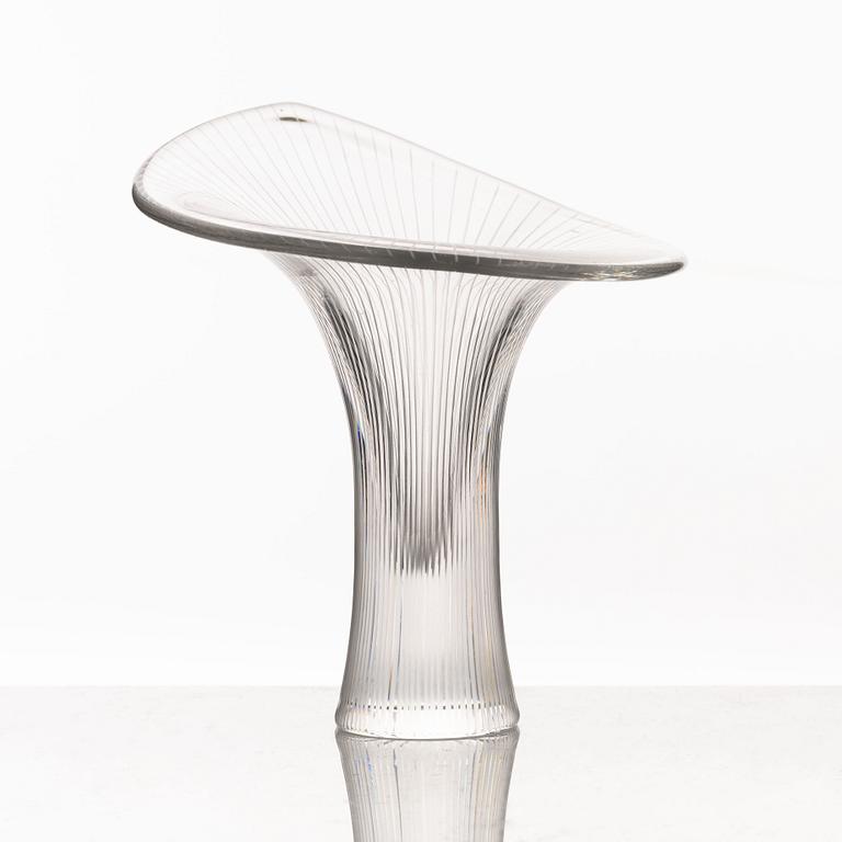 Tapio Wirkkala, a 'Kanterelli' glass vase, Iittala, Finland.