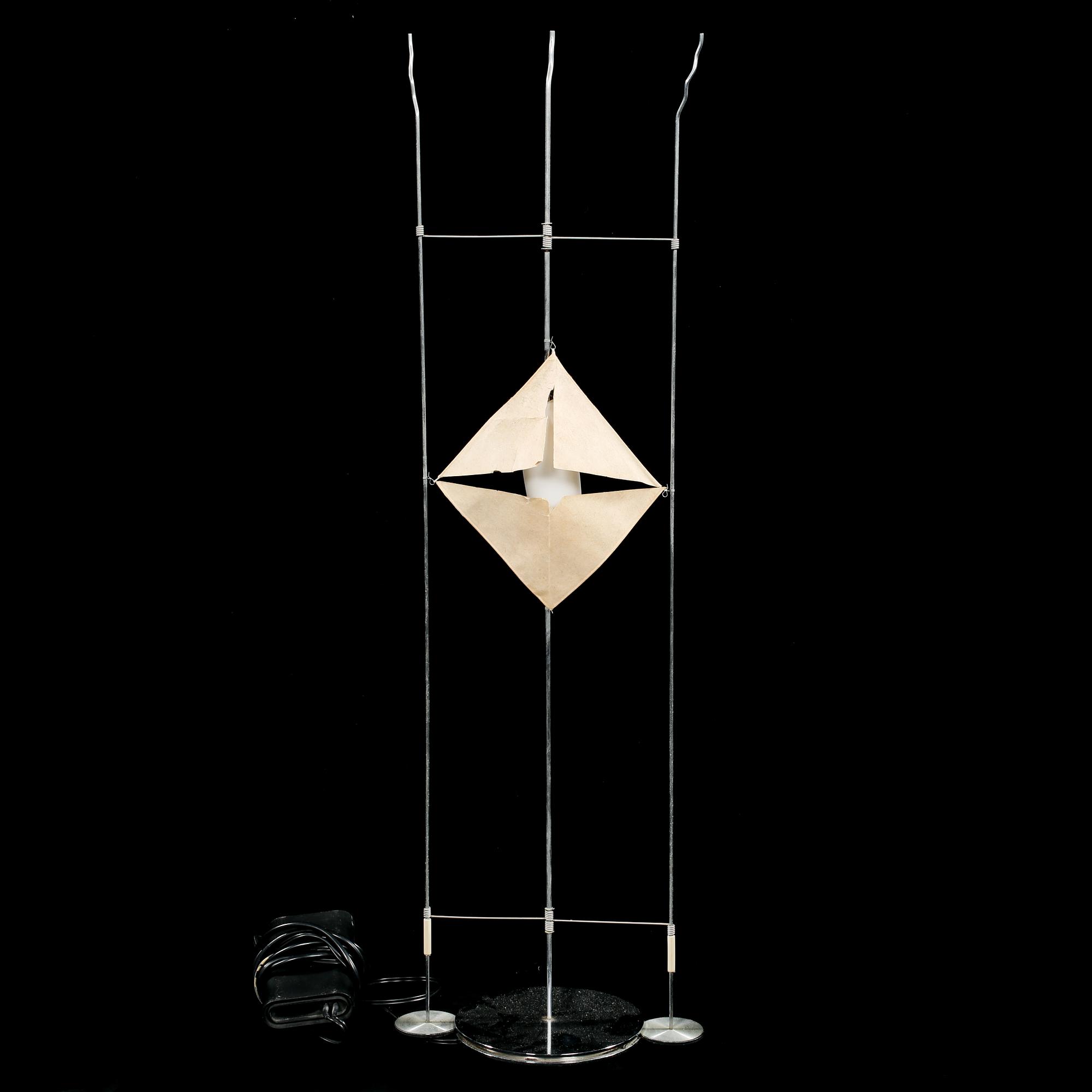 BORDSLAMPA, "Cheerioh", Ingo Maurer, 1900-talets fjärde kvartal.