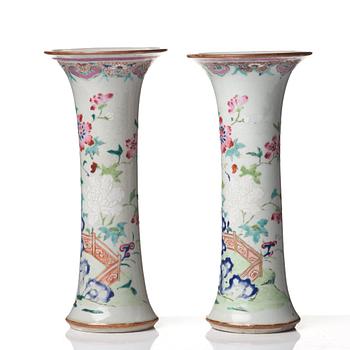 A pair of famille rose vases, Qing dynasty, Qianlong (1736-95).