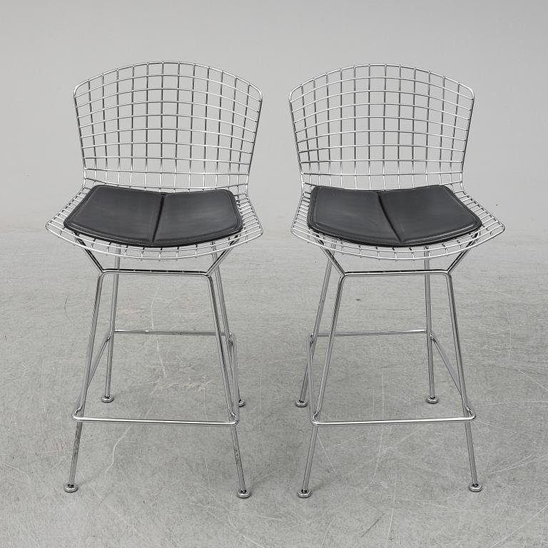 HARRY BERTOIA, a pair of bar stools, Knoll International.