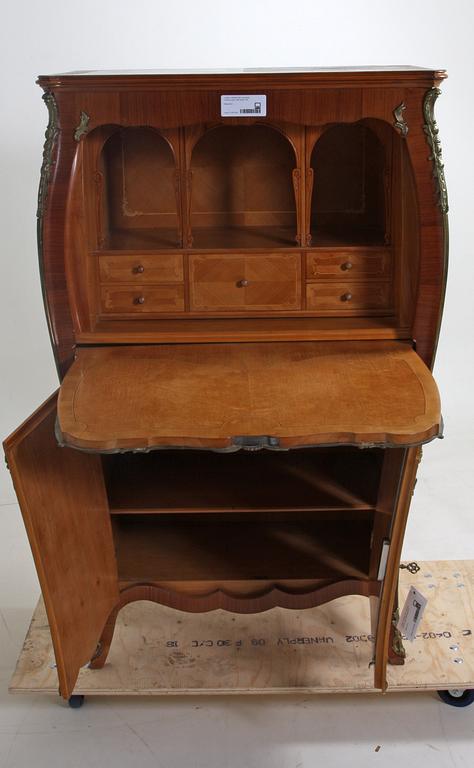 SEKRETÄR, rokokostil, mellaneuropa 1900-talets mitt.