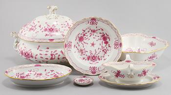 SERVISDELAR, 115 st, porslin, Meissen, omkring 1900-talets mitt.