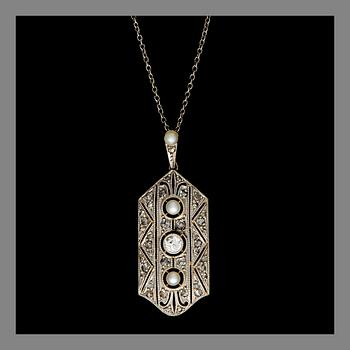 A PENDANT, platinum, old and rose cut diamonds, pearls. Art Deco. Weight c. 4.3 g in total.