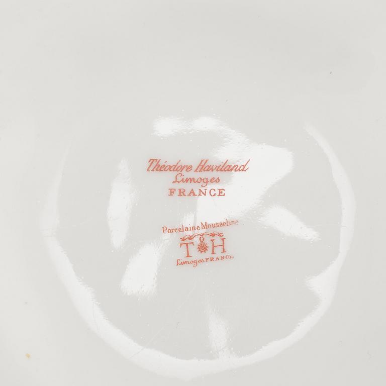 69 pieces of porcelain table ware, by Theodore Haviland, Limoges, first half/mid 20th cenutry.