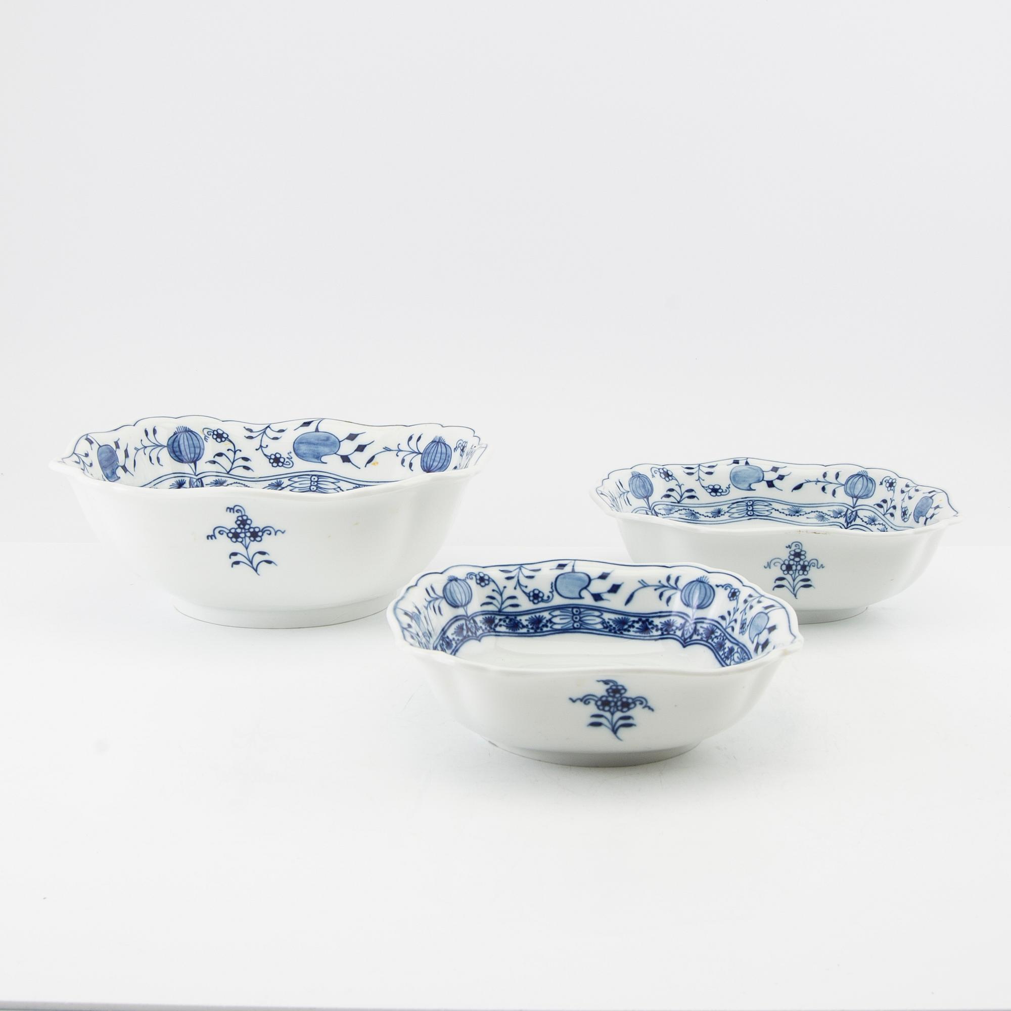 Servis 139 dlr porslin "Lökmönstret" Meissen Tyskland 1900-tal.