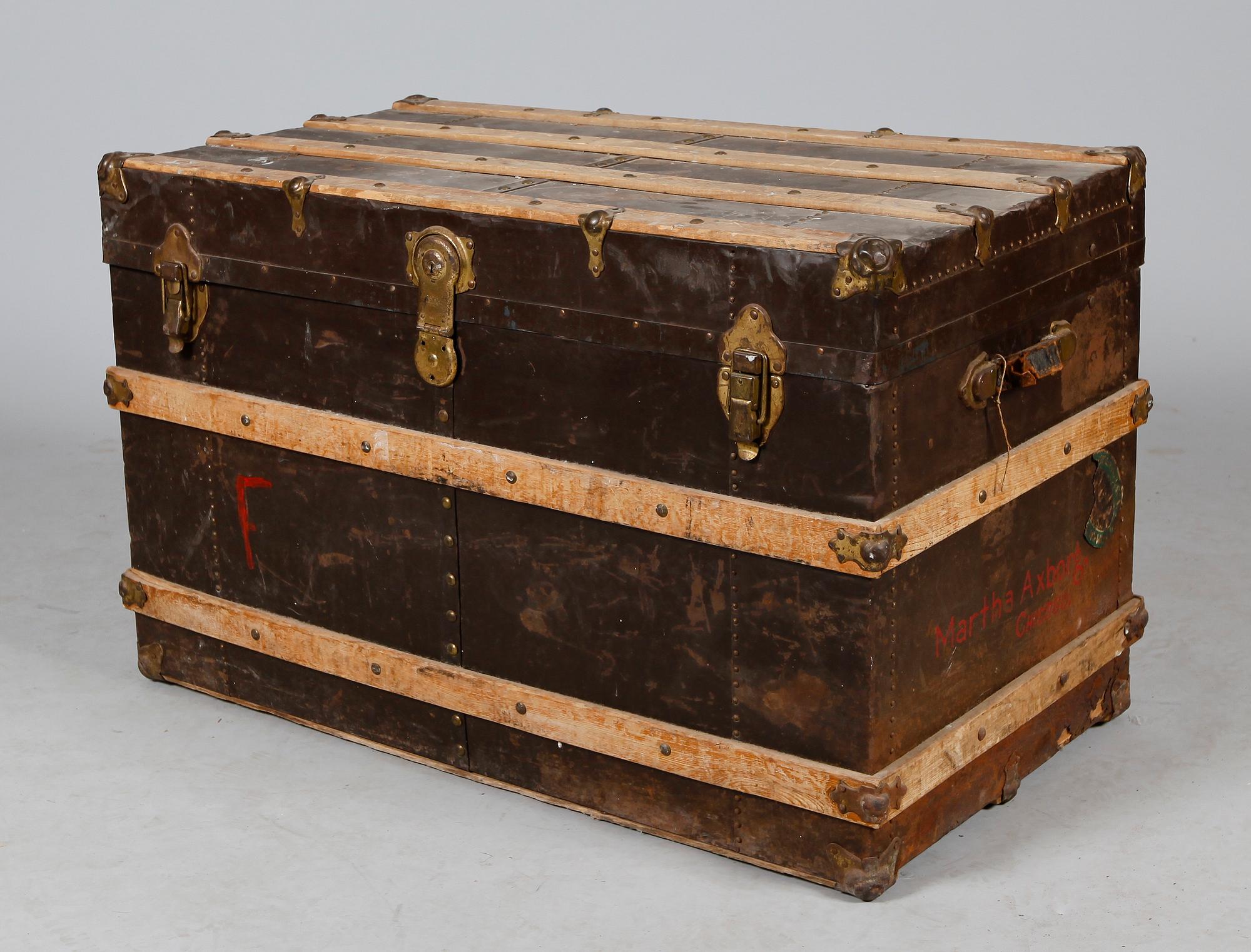 KOFFERT, plåt, 1900-talets början.