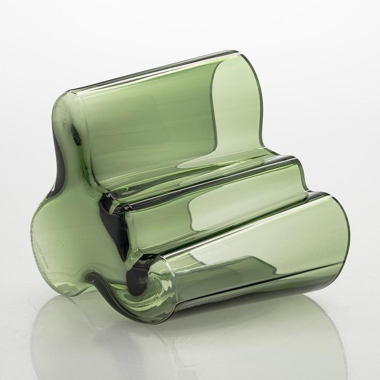Alvar Aalto, a glass vase, signed  Alvar Aalto 5409/7000 1988.