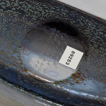 BERTIL VALLIEN, two glass vases from Kosta Boda Artist Collection.