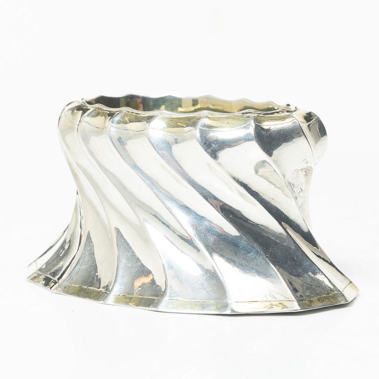 Rokoko, A Swedish parcel gilt silver salt cellar, mark of Anders Schotte, Uddevalla 1763.