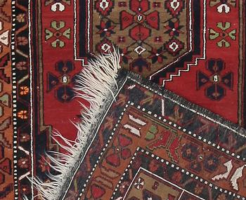 MATTA, orient. Ca 225 x 117 cm.