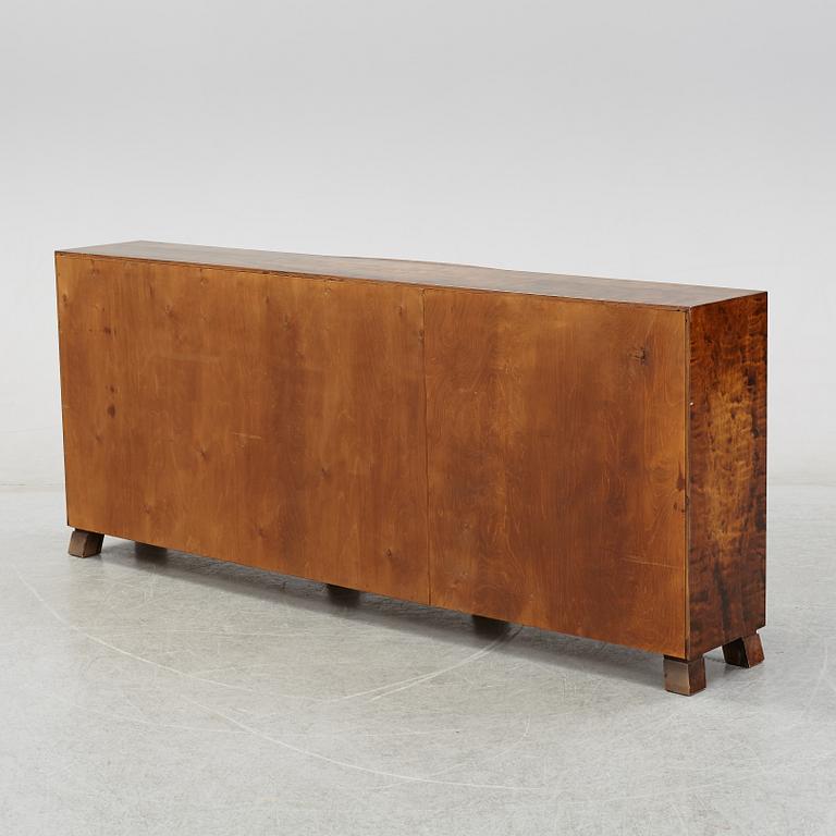 Bokhylla med skåp, 1940-tal.