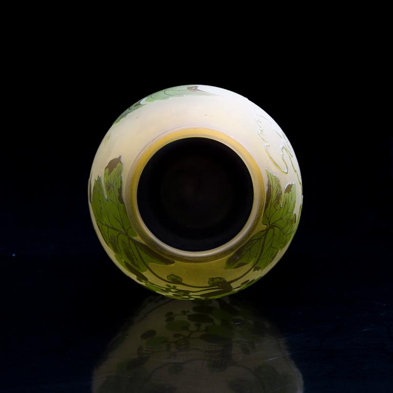 VAS, glas, art nouveau, signerad Arsall. Frankrike  ca 1900.