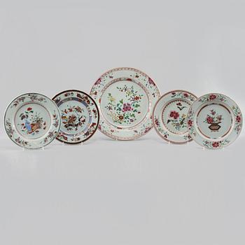 FAT samt TALLRIKAR, 4 st, porslin, Kina, 1700-tal.