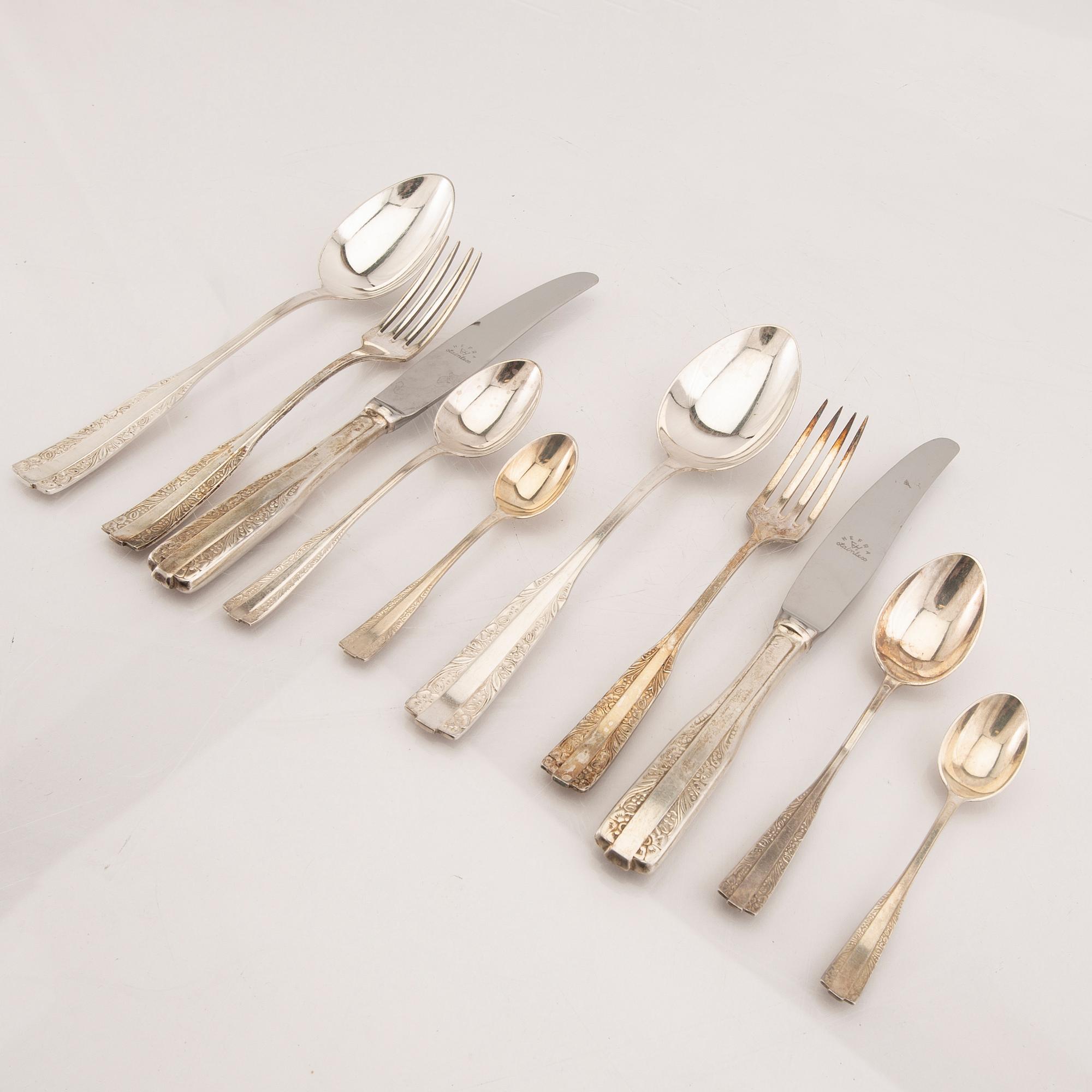 Bestick 56 dlr  Polen 1900-talets första hälft silver.
