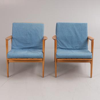 A pair of 1960's armchairs.