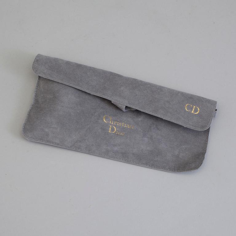 ÖRHÄNGEN samt HALSBAND, Christian Dior.