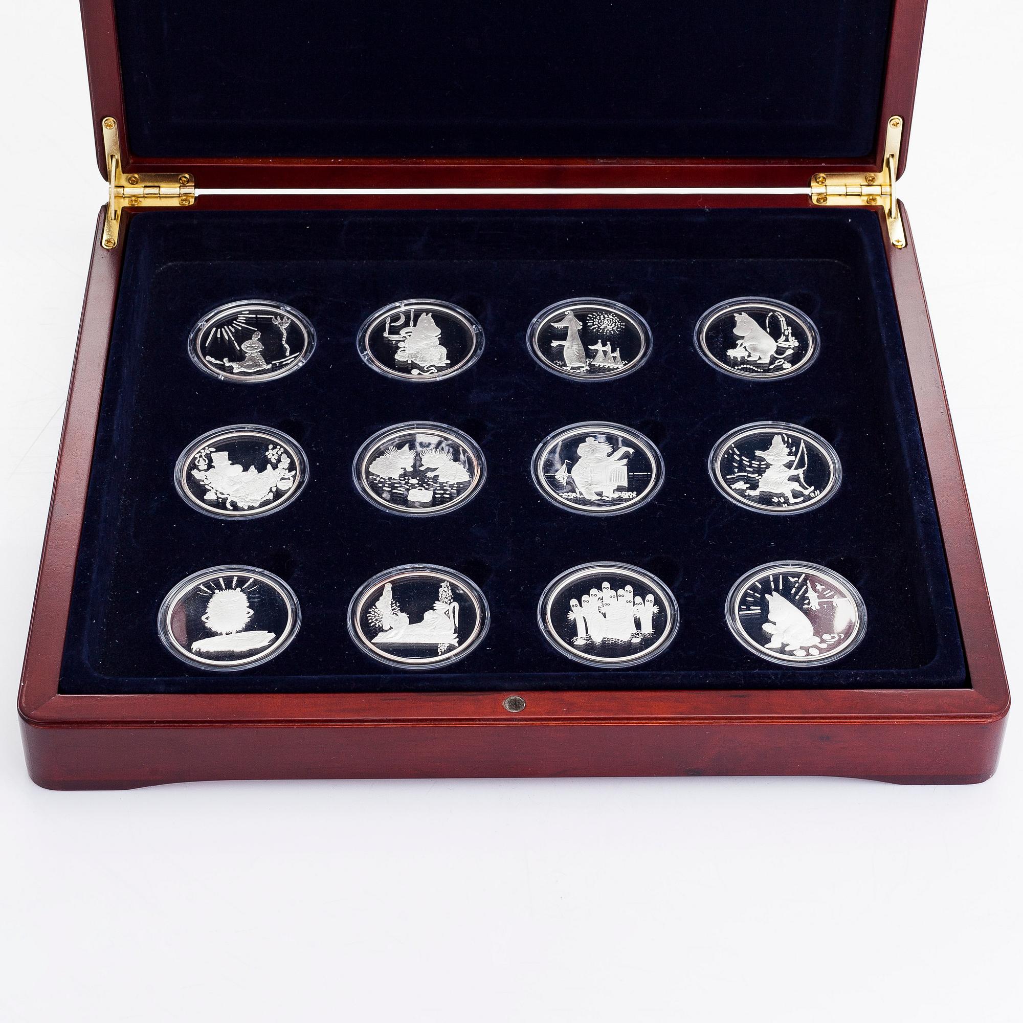 En samling minnesmedaljer, 12 st, sterling silver, Tove Jansson och Mumin, Rahapaja Oy, Finland 2004-2005.