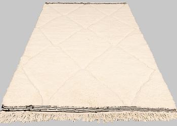 Rug, Morocco, approx. 243 x 155 cm.