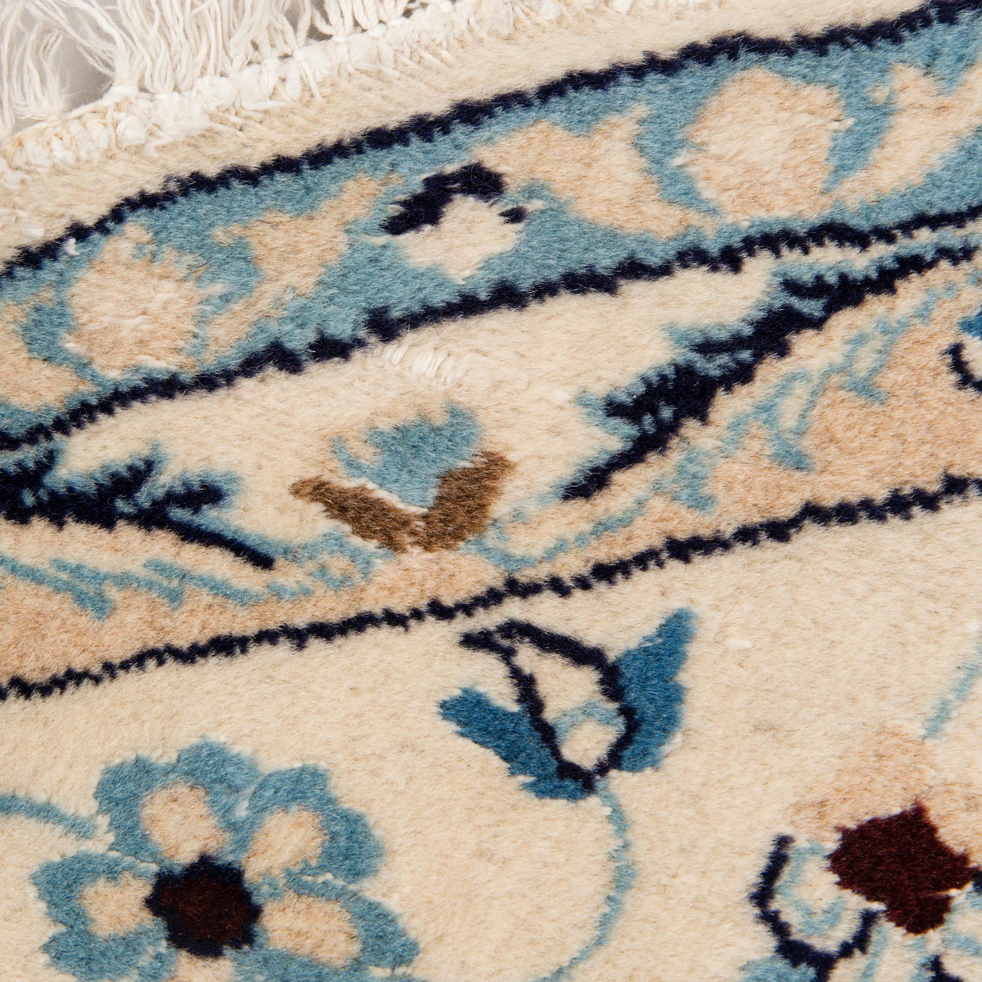 MATTA, Nain, part silk, diameter ca 250 cm.